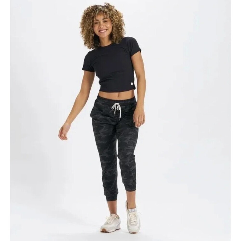 Vuori Ripstop Pants in Dark Gray Camoflauge Size Medium Joggers